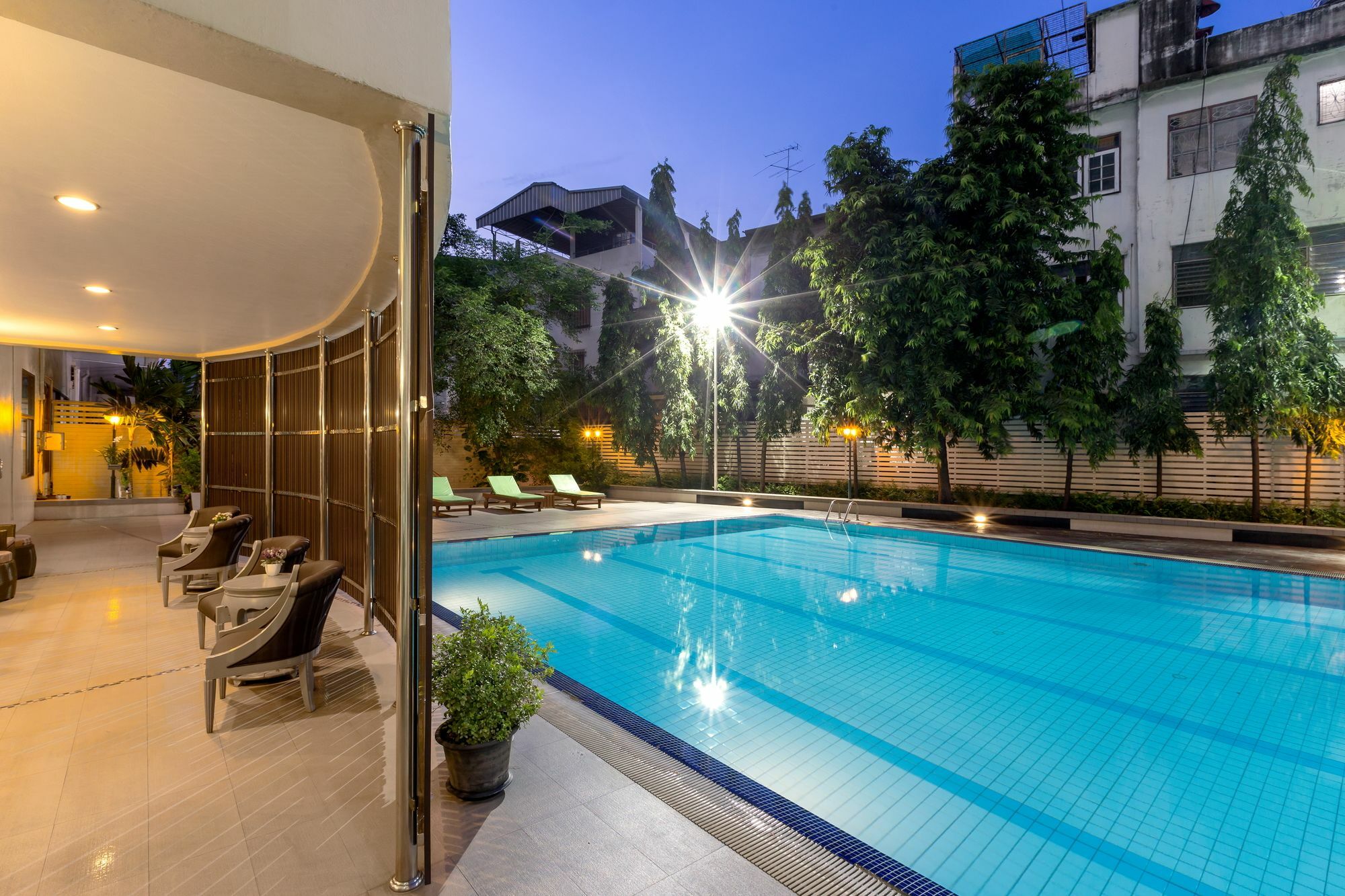 At 115 Hotel By Rompo Bangkok Exterior photo
